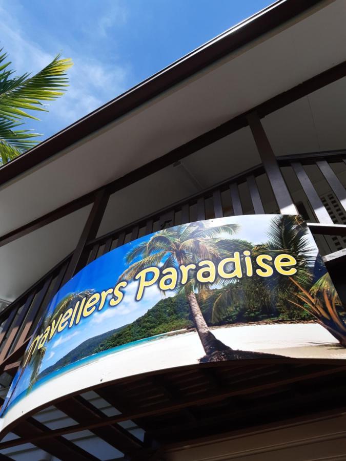 Travellers Paradise Cairns Luaran gambar The sign at the entrance of the resort