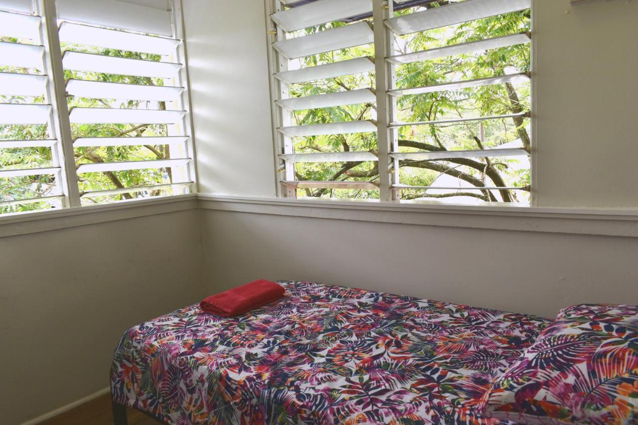 Travellers Paradise Cairns Luaran gambar A room at the hospital